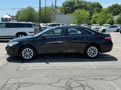 Used 2015 Toyota Camry LE FWD image 2