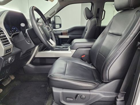 Used 2017 Ford F250 Lariat w/ Lariat Ultimate Package image 8