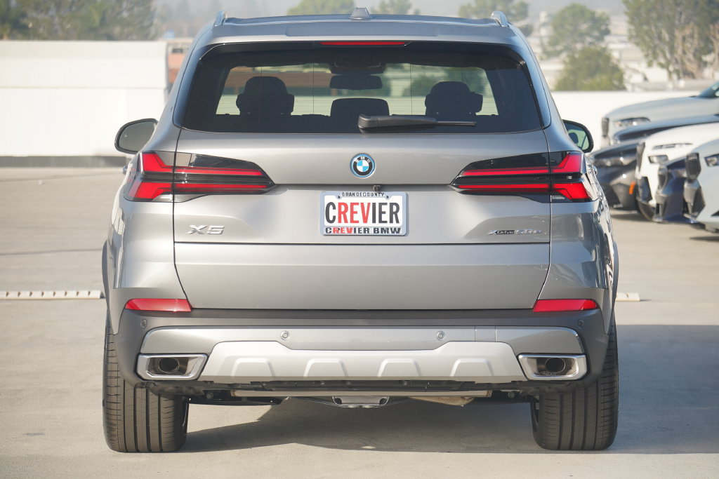 Used 2026 BMW X5 xDrive50e w/ Premium Package AWD/4WD image 7
