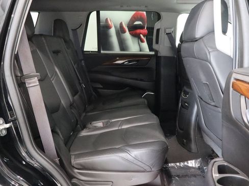Used 2015 Cadillac Escalade Premium AWD/4WD image 11