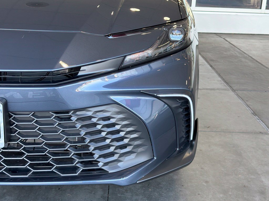New 2026 Toyota Camry SE FWD image 5
