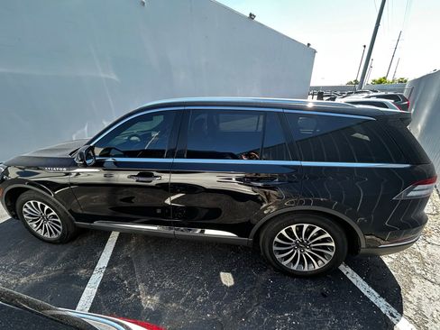 Used 2020 Lincoln Aviator Reserve w/ Elements Package Plus RWD image 2