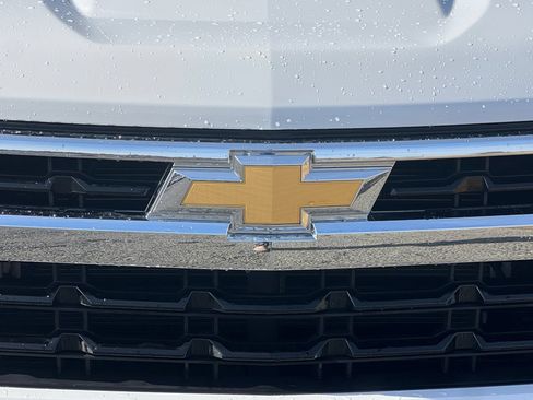 Used 2025 Chevrolet Silverado 1500 LT AWD/4WD image 45