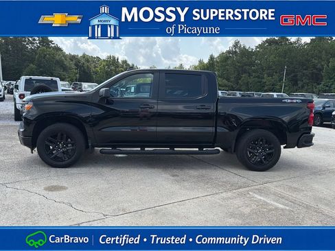 Certified 2025 Chevrolet Silverado 1500 Custom w/ Turbomax Blackout Package AWD/4WD image 3