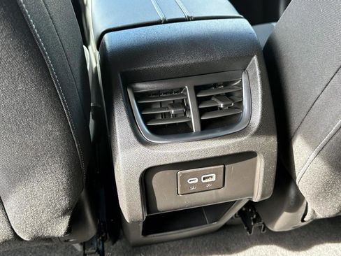 Certified 2024 Chevrolet Blazer LT w/ Convenience Package image 11