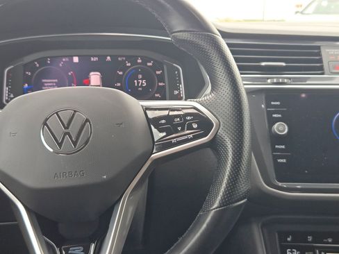 Used 2022 Volkswagen Tiguan SEL R-Line AWD/4WD image 20