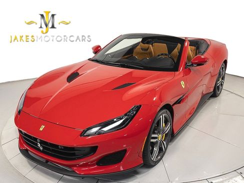 Used 2019 Ferrari Portofino RWD image 19