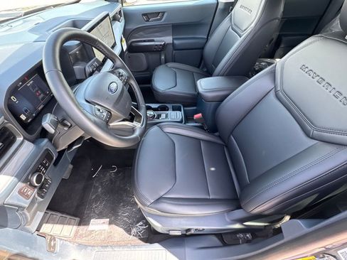 New 2026 Ford Maverick Lariat image 16