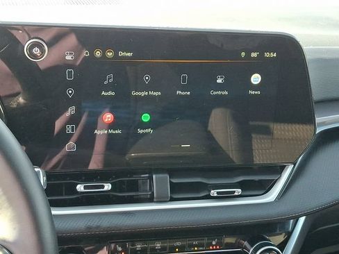 Used 2025 Chevrolet Equinox LT AWD/4WD image 17