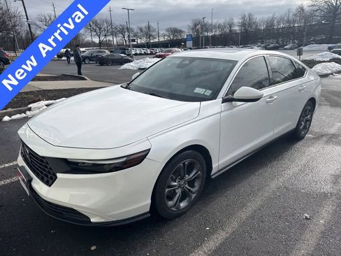 Used 2023 Honda Accord EX image 1