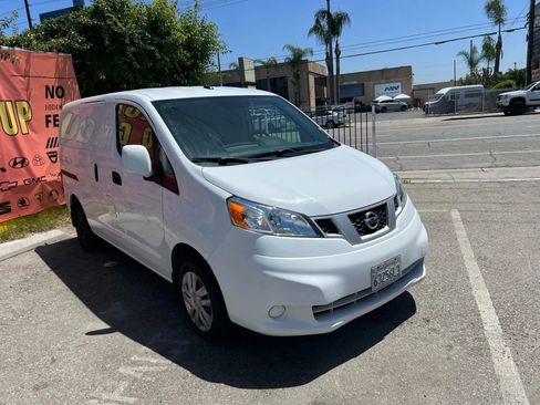 Used 2021 Nissan NV200 SV image 3