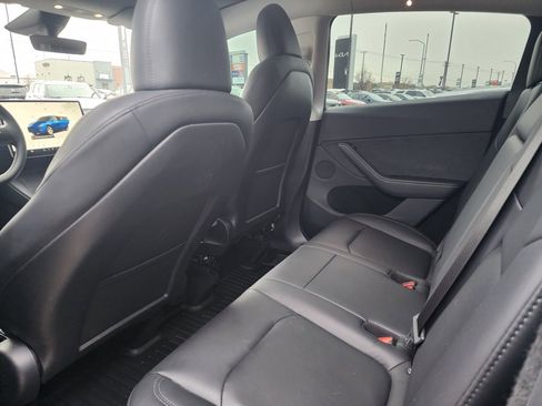 Used 2024 Tesla Model Y Long Range image 11