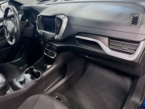 Used 2022 GMC Terrain SLE w/ Driver Convenience Package image 31