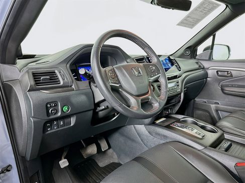 Used 2022 Honda Passport TrailSport image 9