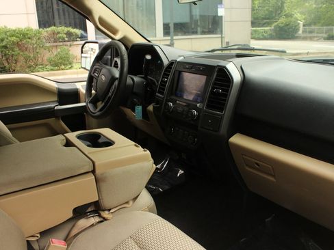 Used 2020 Ford F150 XLT RWD image 26