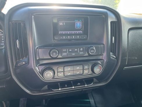 Used 2015 Chevrolet Silverado 2500 W/T AWD/4WD image 31