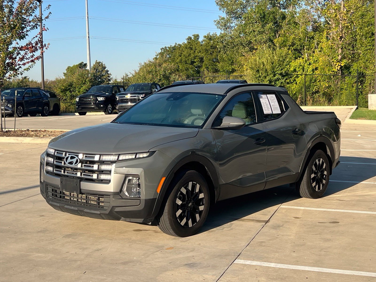 Used 2025 Hyundai Santa Cruz SEL FWD image 5