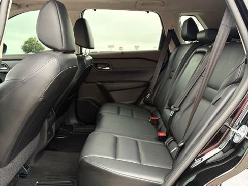 Used 2023 Nissan Rogue SV w/ SV Premium B Package FWD image 10