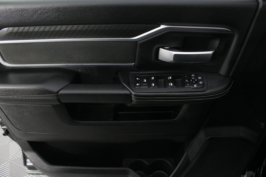 Used 2026 RAM 2500 Big Horn AWD/4WD image 13