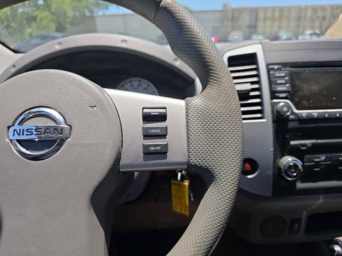 Used 2017 Nissan Frontier Desert Runner RWD image 22