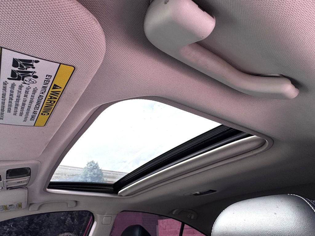 Used 2018 Subaru Legacy 3.6R Limited AWD/4WD image 21