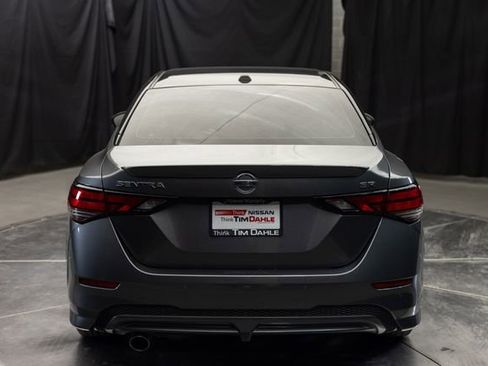Used 2022 Nissan Sentra SR w/ Trunk Package FWD image 9