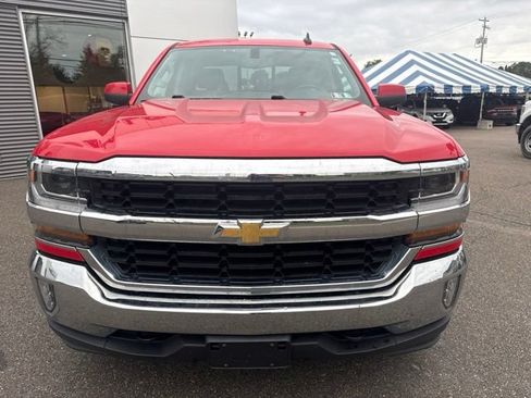 Used 2018 Chevrolet Silverado 1500 LT w/ All Star Edition AWD/4WD image 3