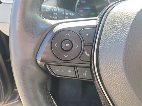 Used 2021 Toyota RAV4 XLE w/ Convenience Package image 31