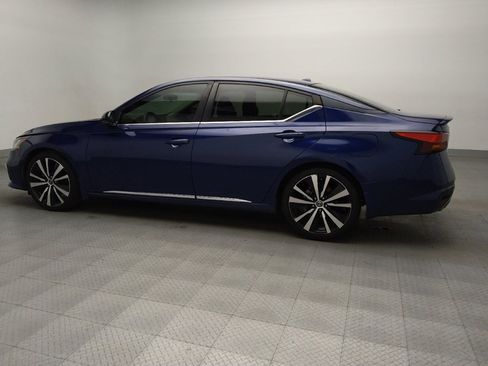 Used 2019 Nissan Altima 2.0 SR image 3