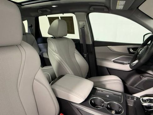 Used 2025 Acura MDX w/ Technology Package image 55
