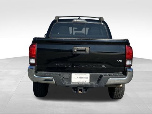 Used 2019 Toyota Tacoma SR5 image 4