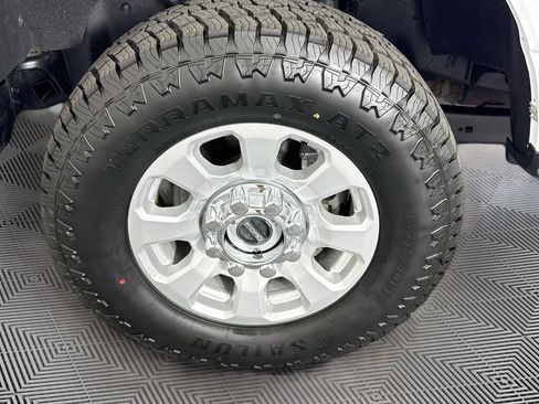 Used 2024 Ford F350 XLT w/ FX4 Off-Road Package AWD/4WD image 27