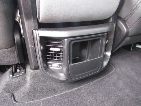 Used 2020 RAM 1500 Big Horn AWD/4WD image 34