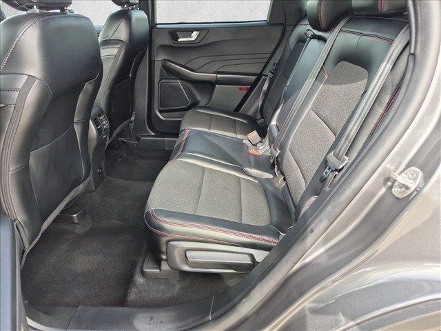 Used 2025 Ford Escape ST-Line AWD/4WD image 19