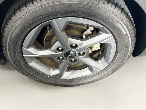 Used 2025 Kia K4 FWD image 11