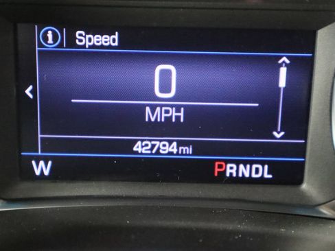 Used 2023 Chevrolet Equinox LT FWD image 35