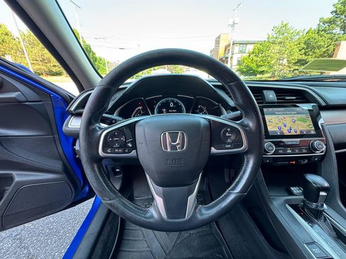 Used 2017 Honda Civic EX-L image 16