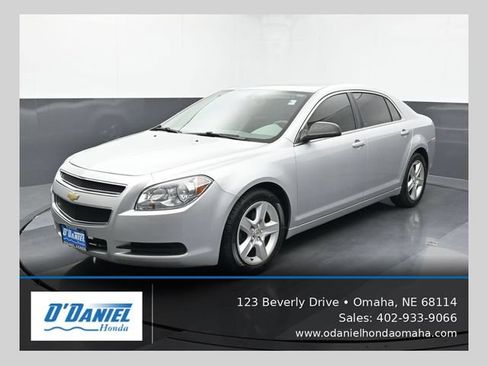 Used 2012 Chevrolet Malibu LS FWD image 1
