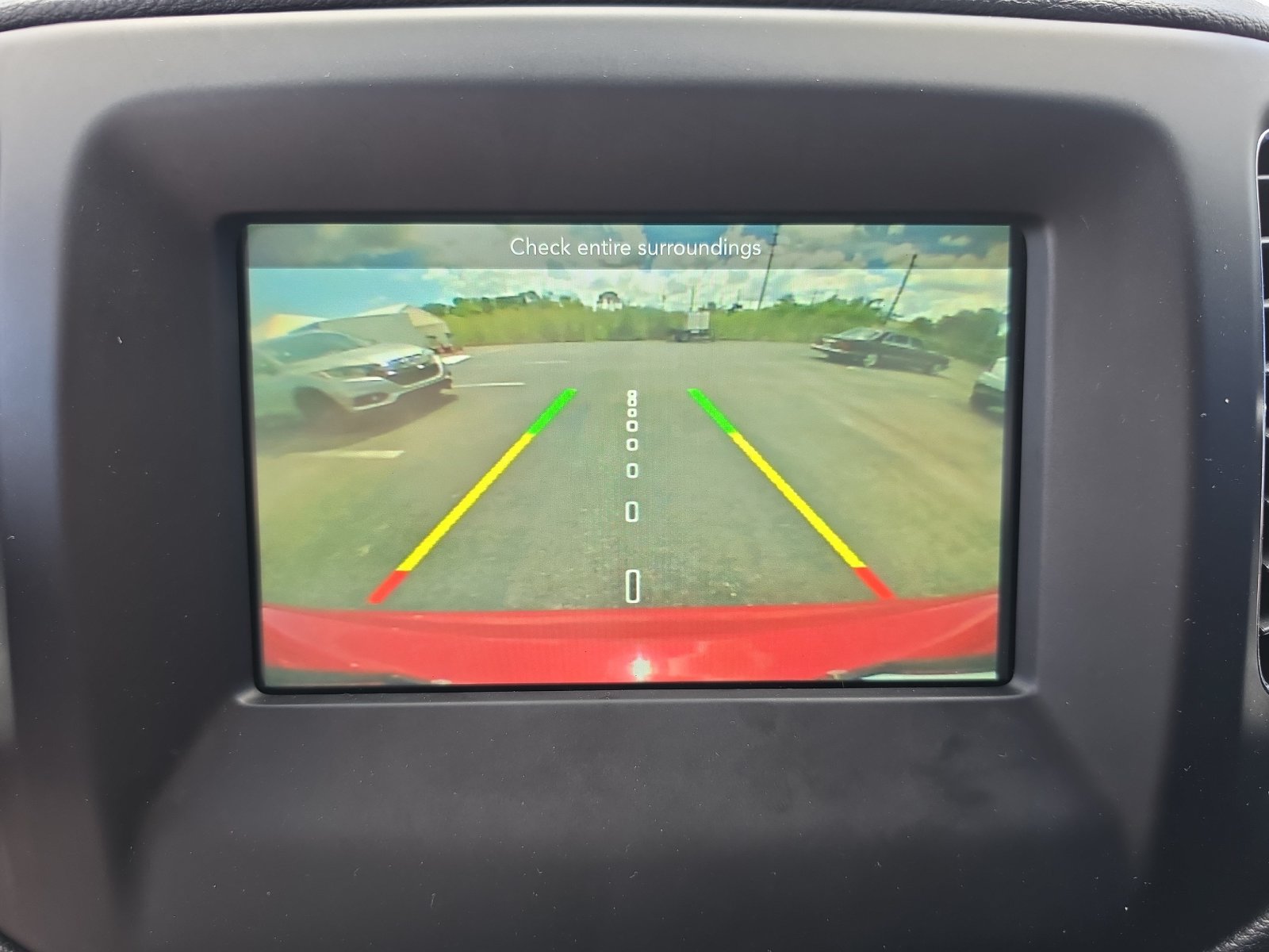 Used 2018 Jeep Compass Latitude w/ Popular Equipment Group FWD image 17