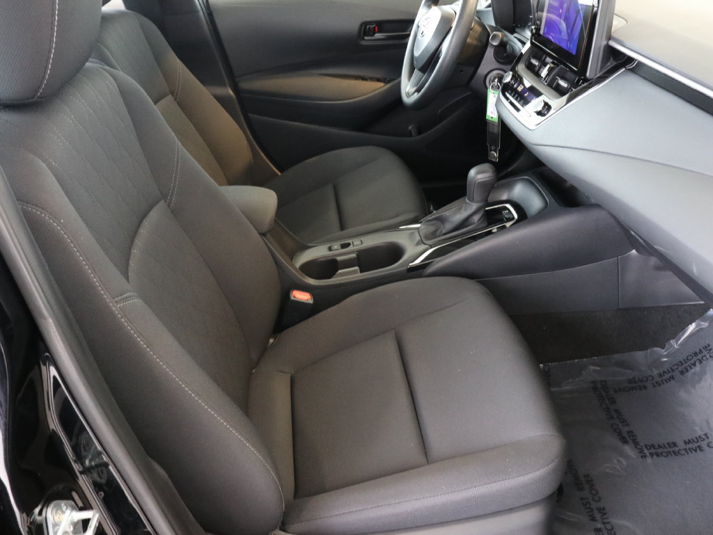 Used 2024 Toyota Corolla LE FWD image 38