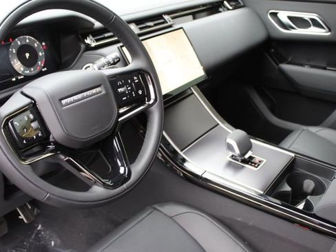 New 2026 Land Rover Range Rover Velar Dynamic SE image 11