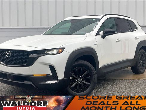 Used 2025 MAZDA CX-50 AWD 2.5 Hybrid w/ Premium Pkg image 2