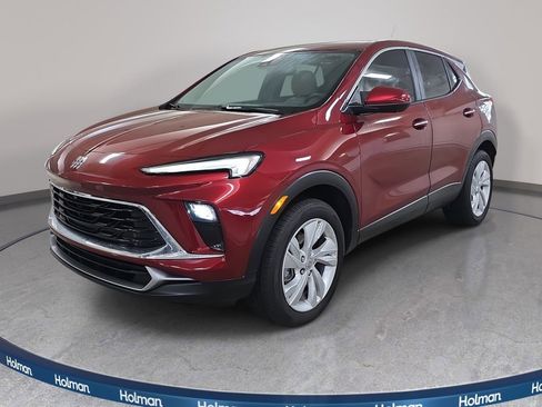 Used 2024 Buick Encore GX Preferred w/ Advanced Technology Package image 1