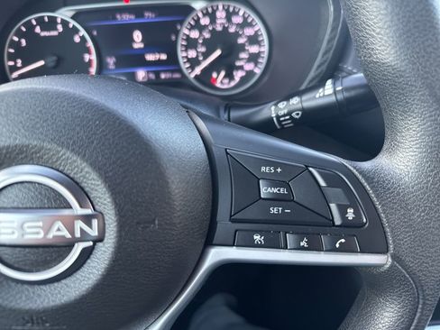 Used 2024 Nissan Sentra SV image 15