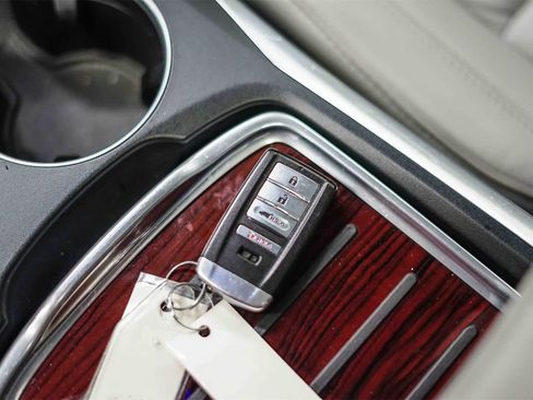 Used 2014 Acura MDX image 24