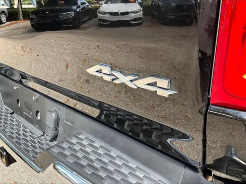 Used 2025 RAM 1500 Laramie image 10