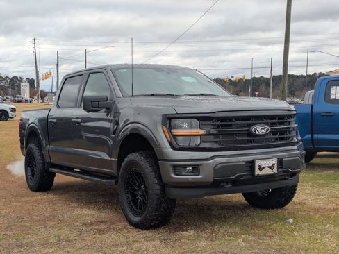 New 2026 Ford F150 XLT w/ Equipment Group 302A MID AWD/4WD image 2