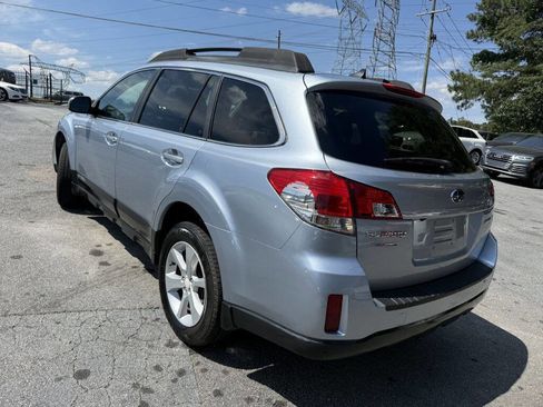 Used 2014 Subaru Outback 2.5i Premium AWD/4WD image 7