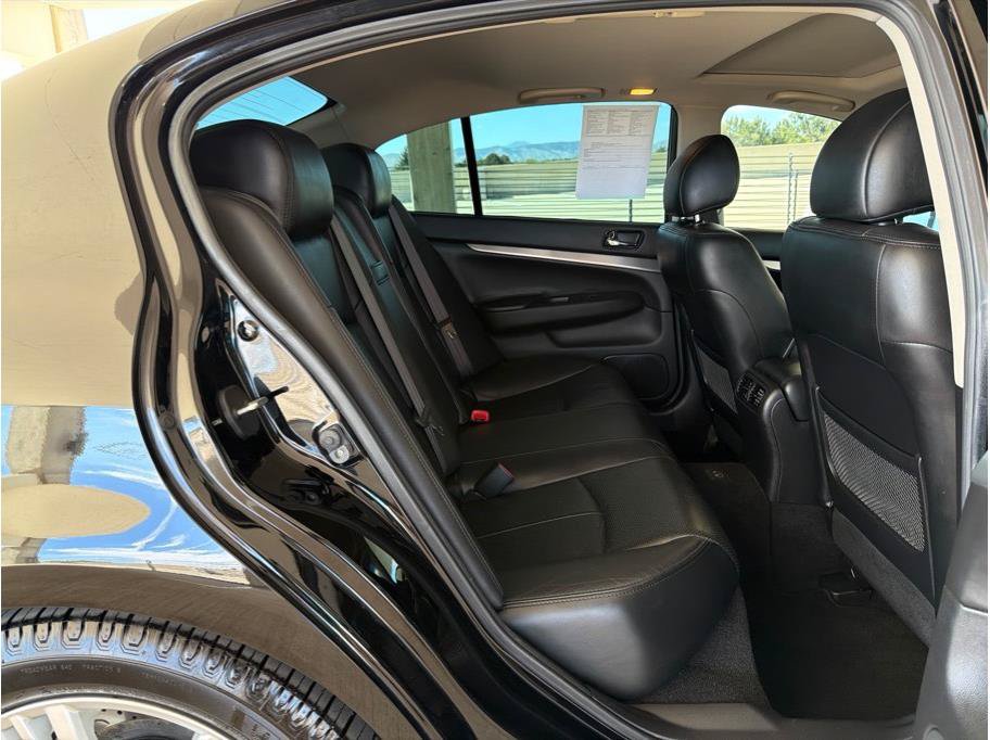 Used 2013 INFINITI G37 x Sedan w/ Premium Pkg AWD/4WD image 13