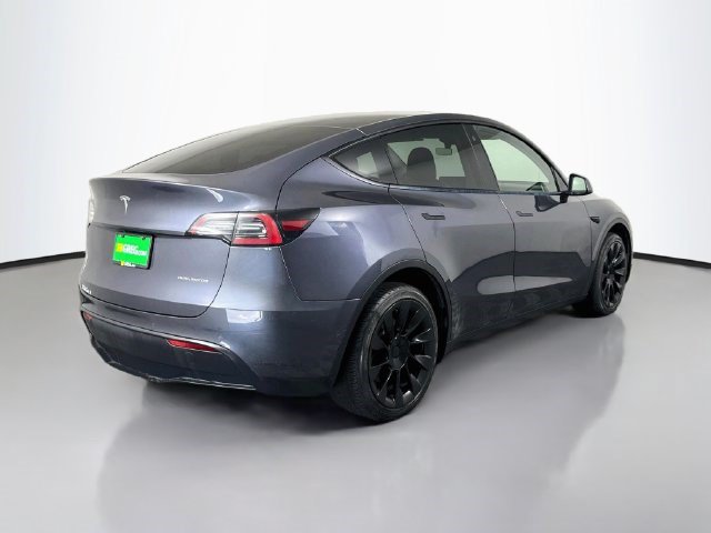 Used 2022 Tesla Model Y Long Range AWD/4WD image 10
